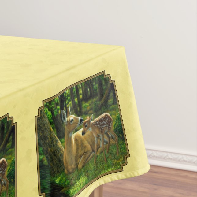 Mutter und Baby Whitetail Deer Yellow Tischdecke (Beispiel)