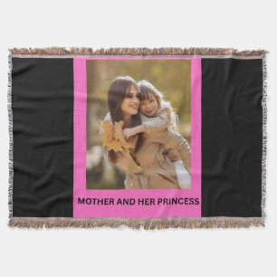 MUTTER UND IHRE PRINZESSIN DECKE