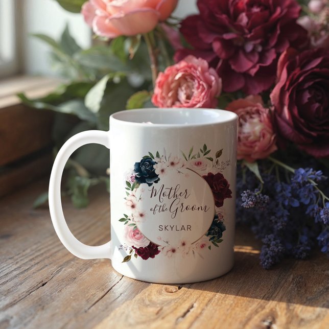 Mutter von Groom Red & Navy Rose Watercolor Kranz Kaffeetasse (Mother of Groom Red & Navy Rose Watercolor Wreath Coffee Mug)