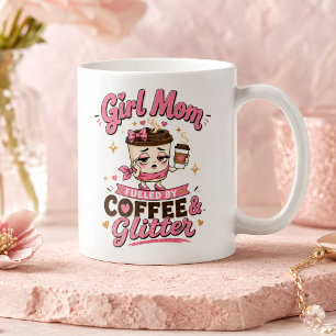 Mutter von Mädchen, angetrieben von Kaffee und Gli Kaffeetasse