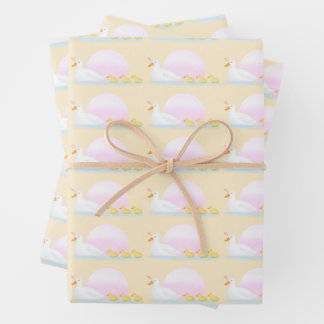 Mutterente schwimmt mit ihrer Familie Geschenkpapier Set