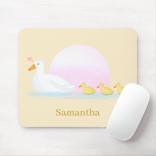 Mutterente schwimmt mit ihrer Familie  Mousepad (Mit Mouse)