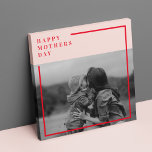 Muttertagsgeschenk für Rosa und Rotes Foto Leinwanddruck<br><div class="desc">Zeigen Sie Ihre Wertschätzung für die Mama mit diesem personalisierten Rosa und Rotes Foto Muttertagsgeschenk! Passen Sie dieses besondere Objekt mit einem hochgeschätzten Foto an, das Ihre liebsten Erinnerungen zusammenfasst. Ob es sich um ein Familienportrait, einen aufrichtigen Moment oder einen Lieblingsschuss handelt, dieses nachdenkliche Geschenk wird ihr bestimmt das Herz...</div>