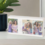 Muttertagskollektion mit 3 Fotos und benutzerdefin Holzkisten Schild<br><div class="desc">Muttertag Foto Holzblock - oder für jeden anderen Anlass anpassen! Die Vorlage ist für das Hinzufügen von bis zu 3 Fotos bereit, die als 3x vertikales Porträtformat angezeigt werden. Das Design ist mit Glücklichen Muttertag geschrieben .. und Sie sind willkommen, dies zu bearbeiten, wie Sie wünschen .. gefolgt von Ihrem...</div>