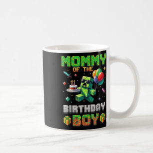 Mutti des Geburtstagsjungen-Party-Videospielers Pi Kaffeetasse