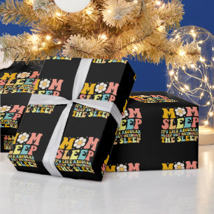 Mutti schläft lustig Muttertag Groovy Retro Geschenkpapier