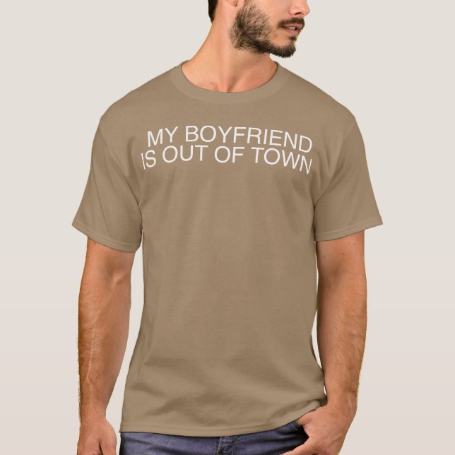 My Boyfriend Outown Retro funny T-Shirt (Vorderseite)