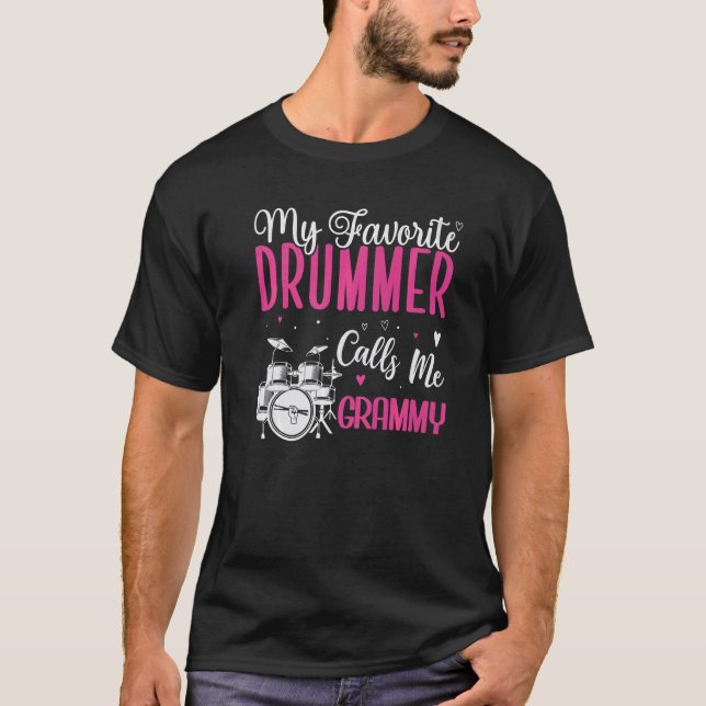 My Favorite Drummer calls me Grandma Cute T-Shirt (Vorderseite)