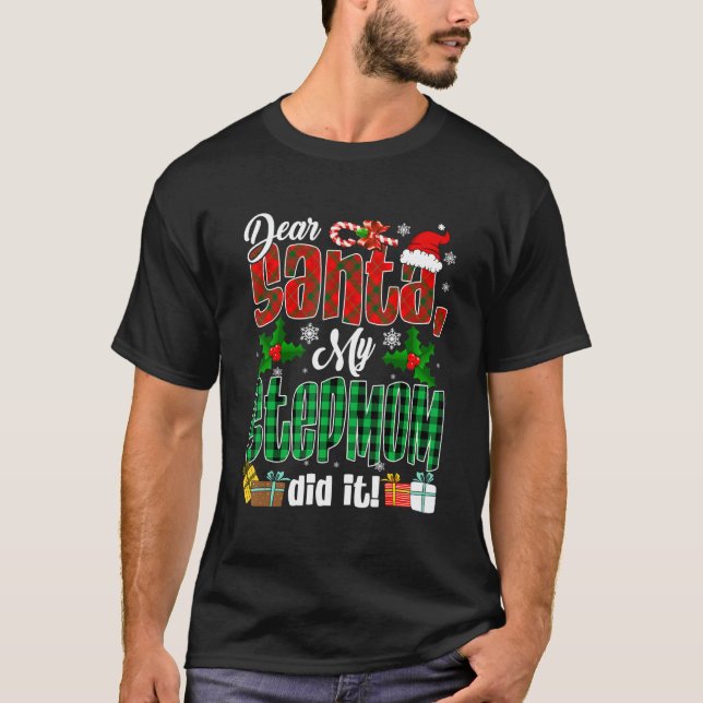 My Stepmom Did It Christmas Red Plaid Santa Hat  F T-Shirt (Vorderseite)