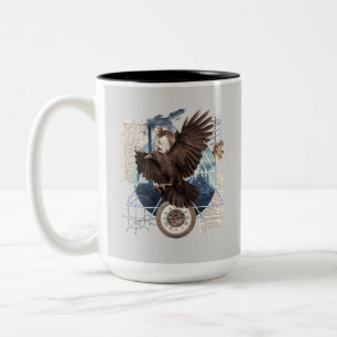 Mysteriöse Raben-Collage – Vintage und Futuristisc Zweifarbige Tasse