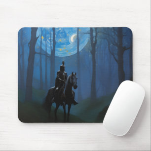 Mysteriöser Schwarzer Ritter im Mondlichtwald Mousepad