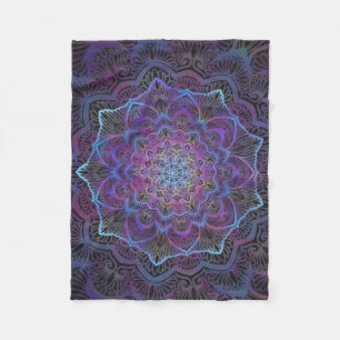 Mystic Bloom Mandala Fleecedecke