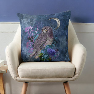 Mystic Lila Owl and Moon on Grayish Blue Kissen
