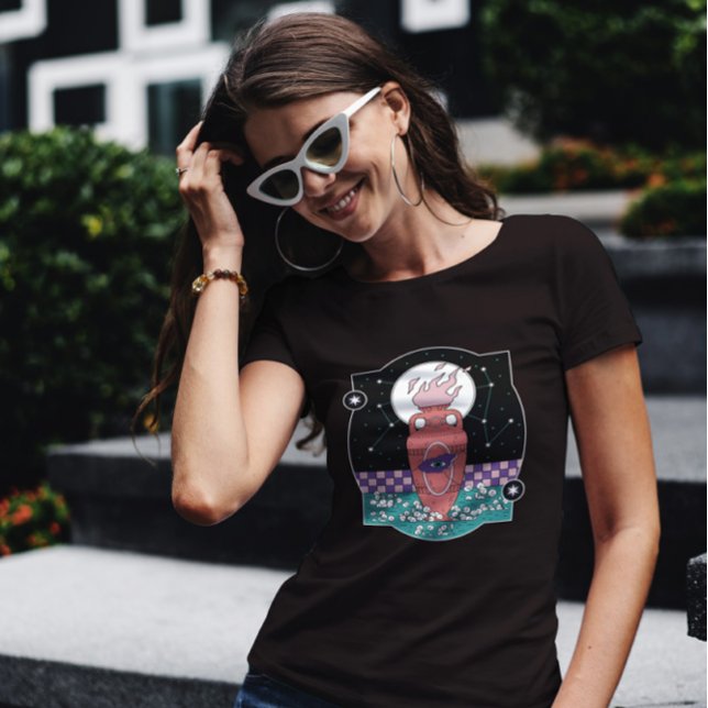 Mystic Vase T-Shirt (Von Creator hochgeladen)