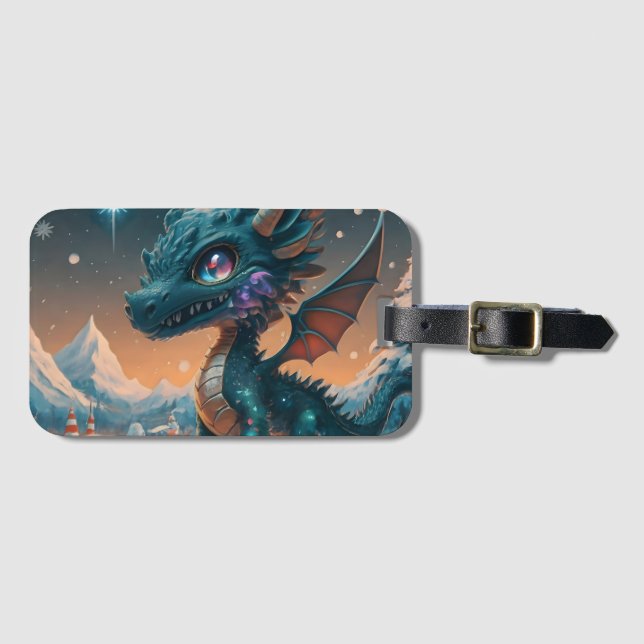 Mystical Chibi Dragon Winter Landschaft Gepäckanhänger (Vorderseite (Horizontal))