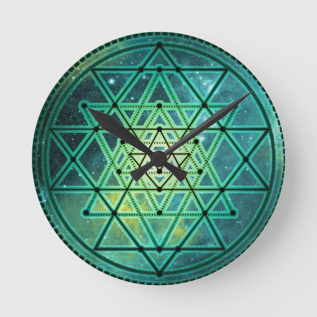 Mystical Green Sri Yantra Runde Wanduhr (Vorderseite)