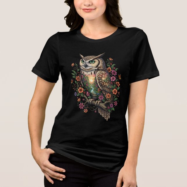 Mystical Owl with Fantasy Landscape Floral Boho  Tri-Blend Shirt (Vorderseite)
