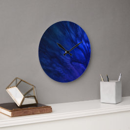 Mystical Wings with Deep Blue Feathers Große Wanduhr