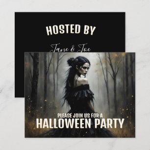 Mystische Dame im dunklen Halloween-Wald