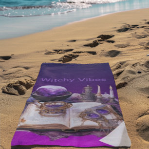 Mystische Lila Kristalle und Inspiriertes Tarot Strandtuch