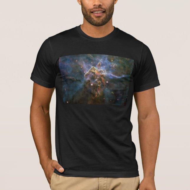 Mystischer Berg in Carina Nebula Hubble Space T-Shirt (Vorderseite)