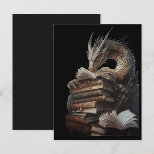 Mystischer Drache liest alte Bücher Postkarte Be
