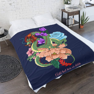 Mystischer grüner chinesischer Drache, florale Nav Fleecedecke