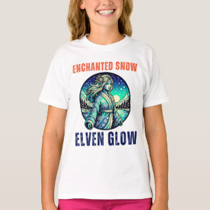 Mystischer Winterelf in verzauberter, schneebedeck T-Shirt