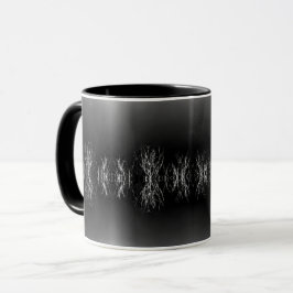 Mystisches Glühen BW der Zweige des Schwarzwaldes Tasse