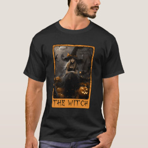 Mystisches Hexengebirge beim Spazierengehen in der T-Shirt