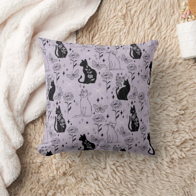 Mystisches Schwarzes Katzen- und Schmetterlingsmus Kissen (Decke)