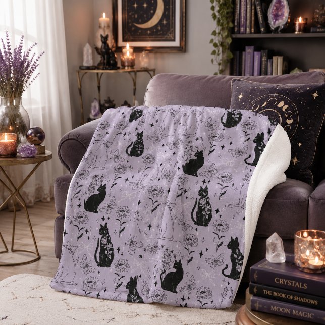 Mystisches Schwarzes Katzen- und Schmetterlingsmus Sherpadecke (Von Creator hochgeladen)