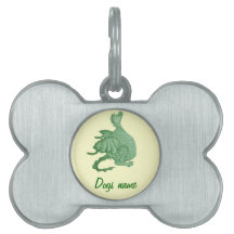 Mythische Fantasiewesen niedlicher grüner Drache