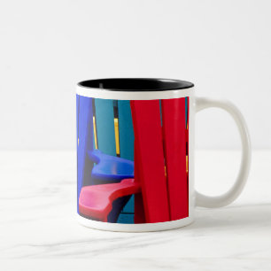 N.A. Kanada, Nova Scotia, Bridgewater. Bunt 2 Zweifarbige Tasse