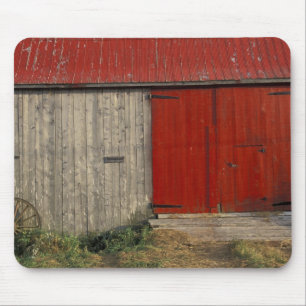 NA, Kanada, New Brunswick, Shepody. Rote Scheune Mousepad