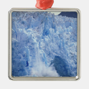 NA, USA, Alaska. Gletscher fällt ins Wasser Ornament Aus Metall