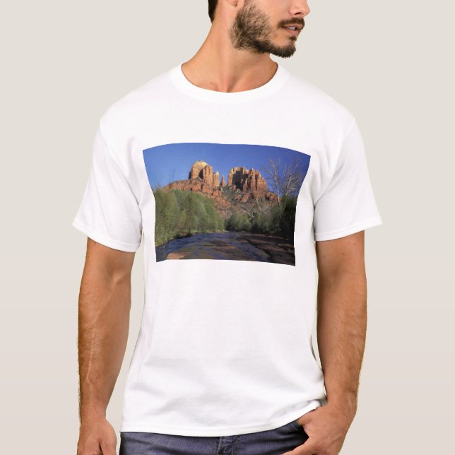 NA, USA, Arizona, Sedona. Domstein und Eiche T-Shirt (Vorderseite)