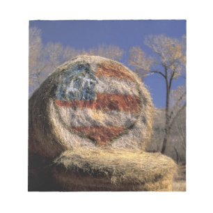 NA, USA, Colorado, Gunnison. Patriotische Heurolle Notizblock