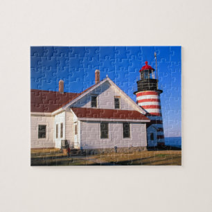 NA, USA, Maine.  West Quoddy Leuchtturm in der Näh Puzzle