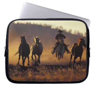 Na, USA, Oregon, Seneca, Ponderosa Ranch, Cowboy 2 Laptopschutzhülle