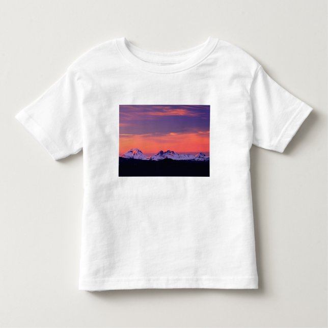 NA, USA, Oregon, The Three Sisters Mountains Kleinkind T-shirt (Vorderseite)