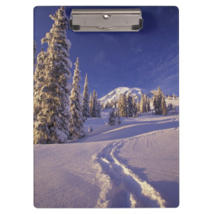 NA, USA, Washington, Mt. Rainier NP, Schneeschuh Klemmbrett