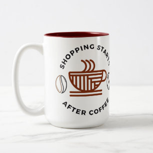 Nach der Tasse des Kaffees beginnt der Einkauf