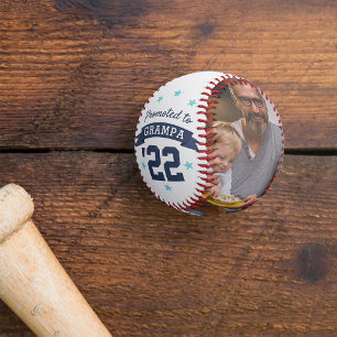 Nach Grampa befördert Neues Großvater-Foto Baseball