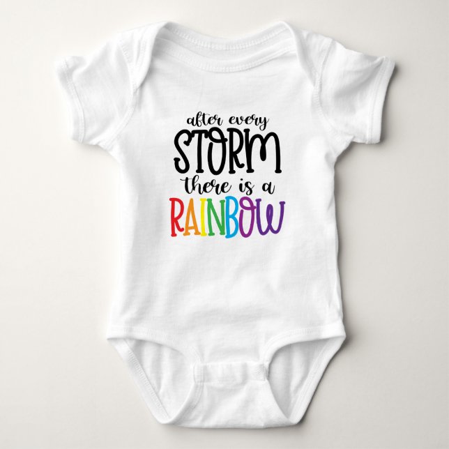 Nach jedem Sturm gibt es einen Regenbogen Baby Strampler (Vorderseite)