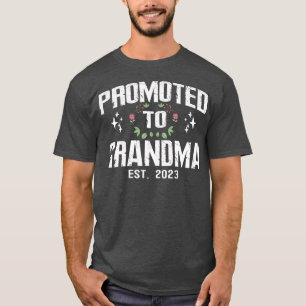 Nach Oma Est 2023 T-Shirt für Schwangerschaft mit