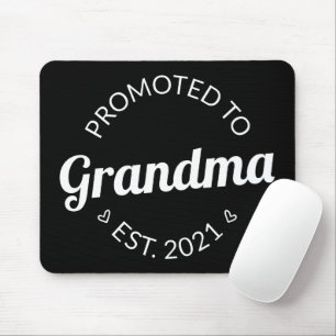 Nach Oma Est befördert. 2021 Mousepad