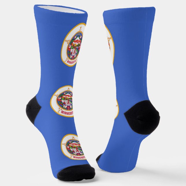 Nachhaltige Socken mit der Fahne von Minnesota (Gewinkelt)