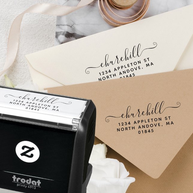 Nachname Moderner Minimalistischer Rücksendeadress Permastempel (Von Creator hochgeladen)