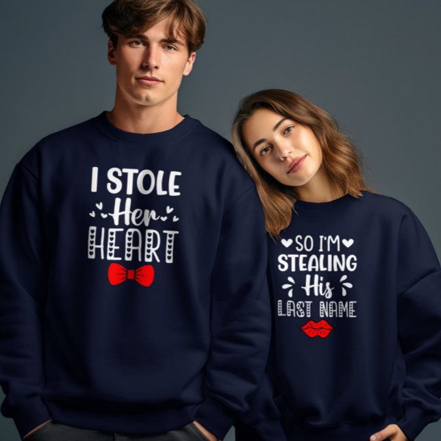 Nachname Valentinstag Couple Matching Funny Sweatshirt (Von Creator hochgeladen)
